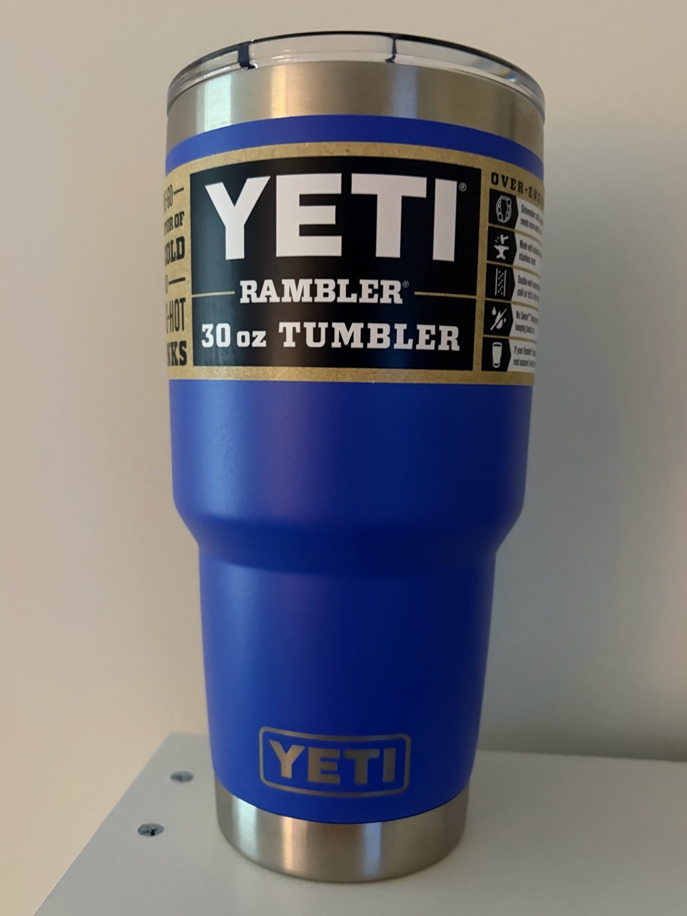 YETI 30 OZ RAMBLER TUMBLER WITH MAGSLIDER LID ULTRAMARINE VIOLET  NWT!